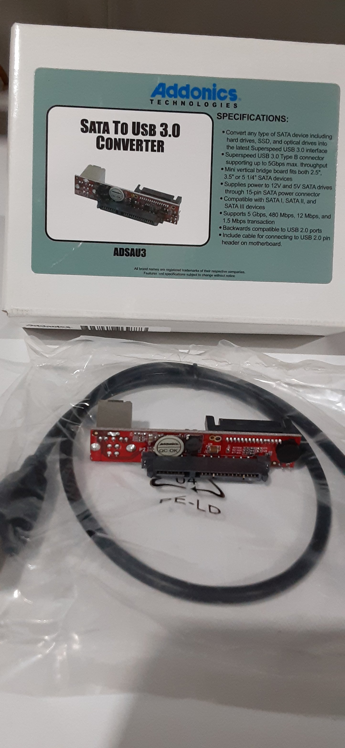 Addonics ADSAU3 - Storage controller - 2.5", 3.5", 5.25" - SATA 3Gb/s - USB 3.0 ES7678